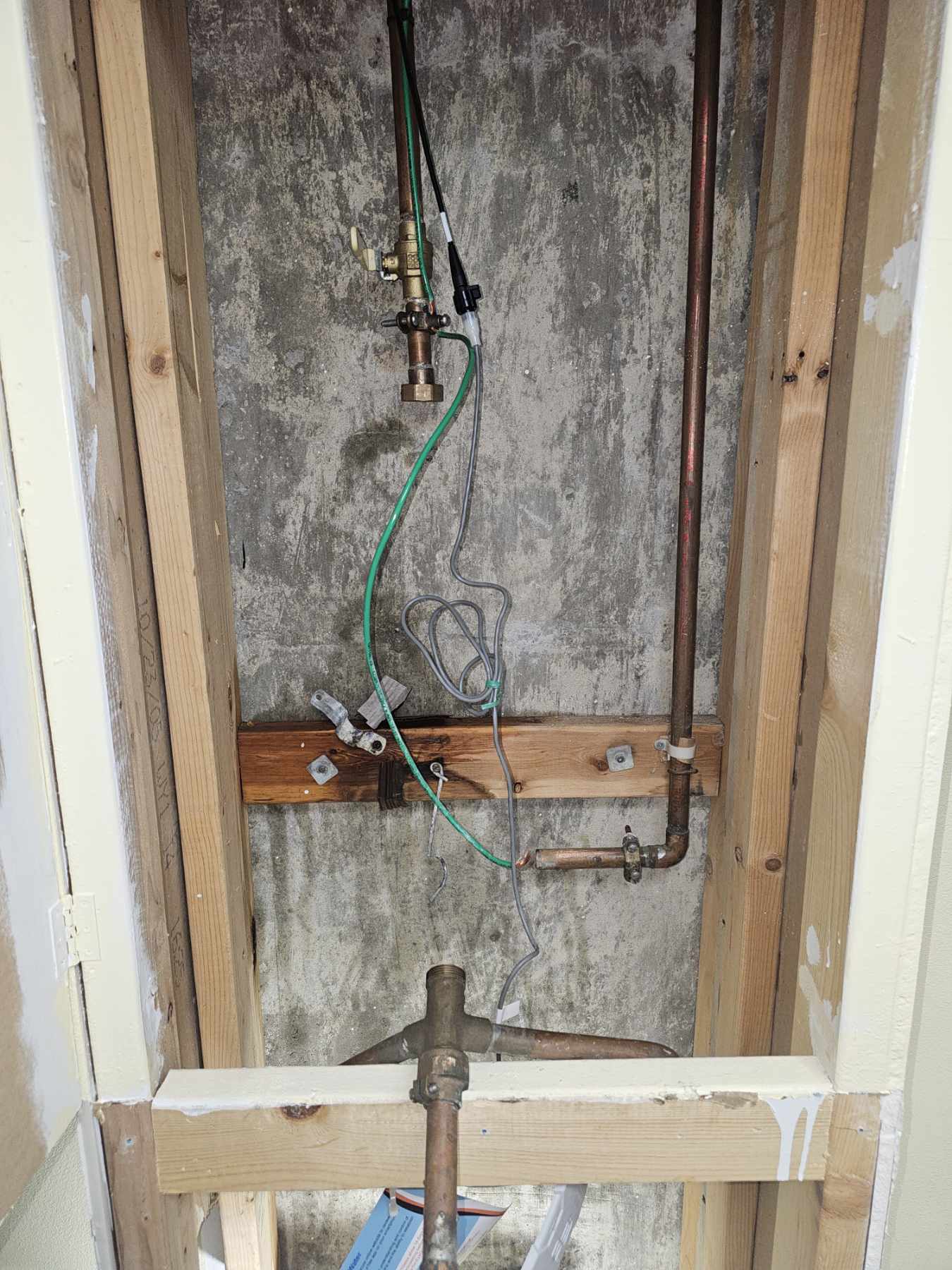 Efficient Plumbing Repair with New Piping Installation