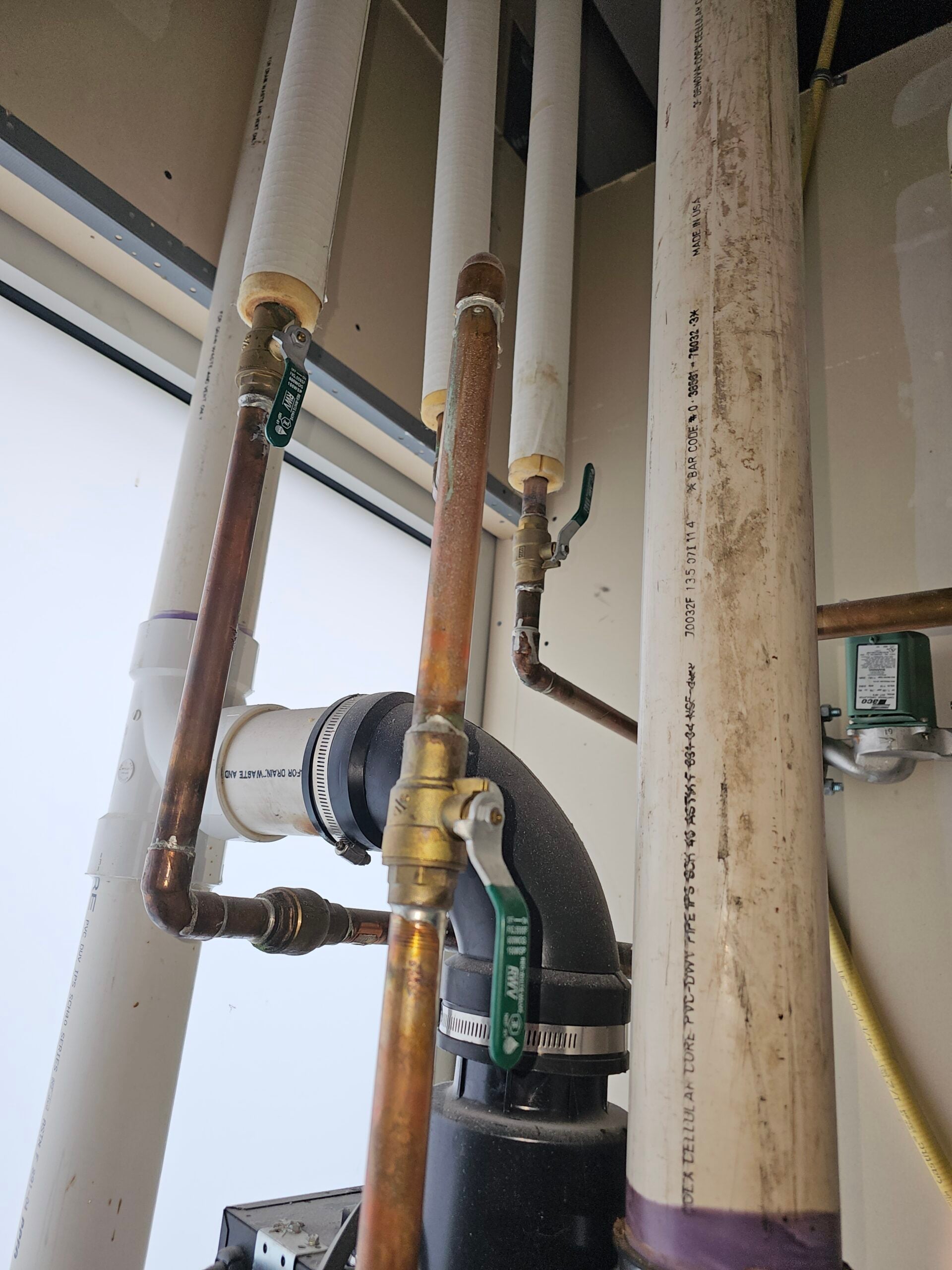 Water heater replacement service in Highlands Ranch and Lone Tree CO